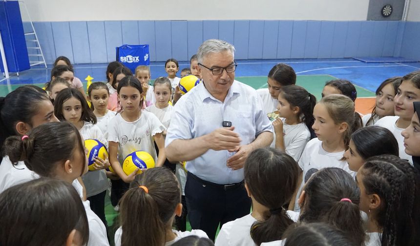 ŞUHUT’TA GELECEĞİN SPORCULARI YETİŞİYOR